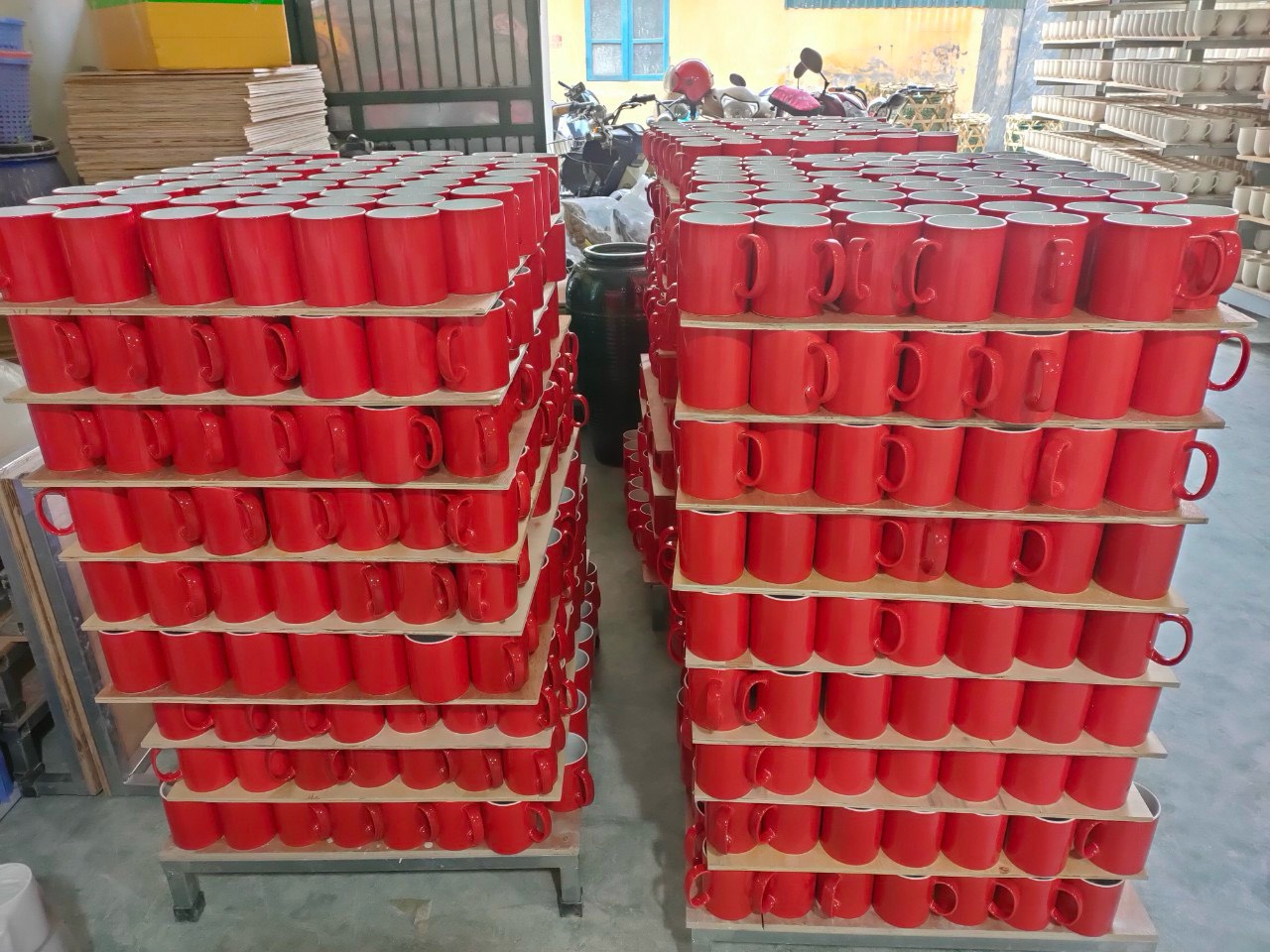 Xưởng sản xuất ly sứ in logo