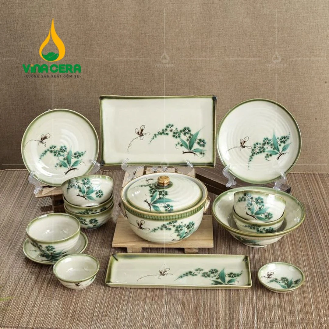 Bộ chén đĩa Bát Tràng vẽ trúc chuồn