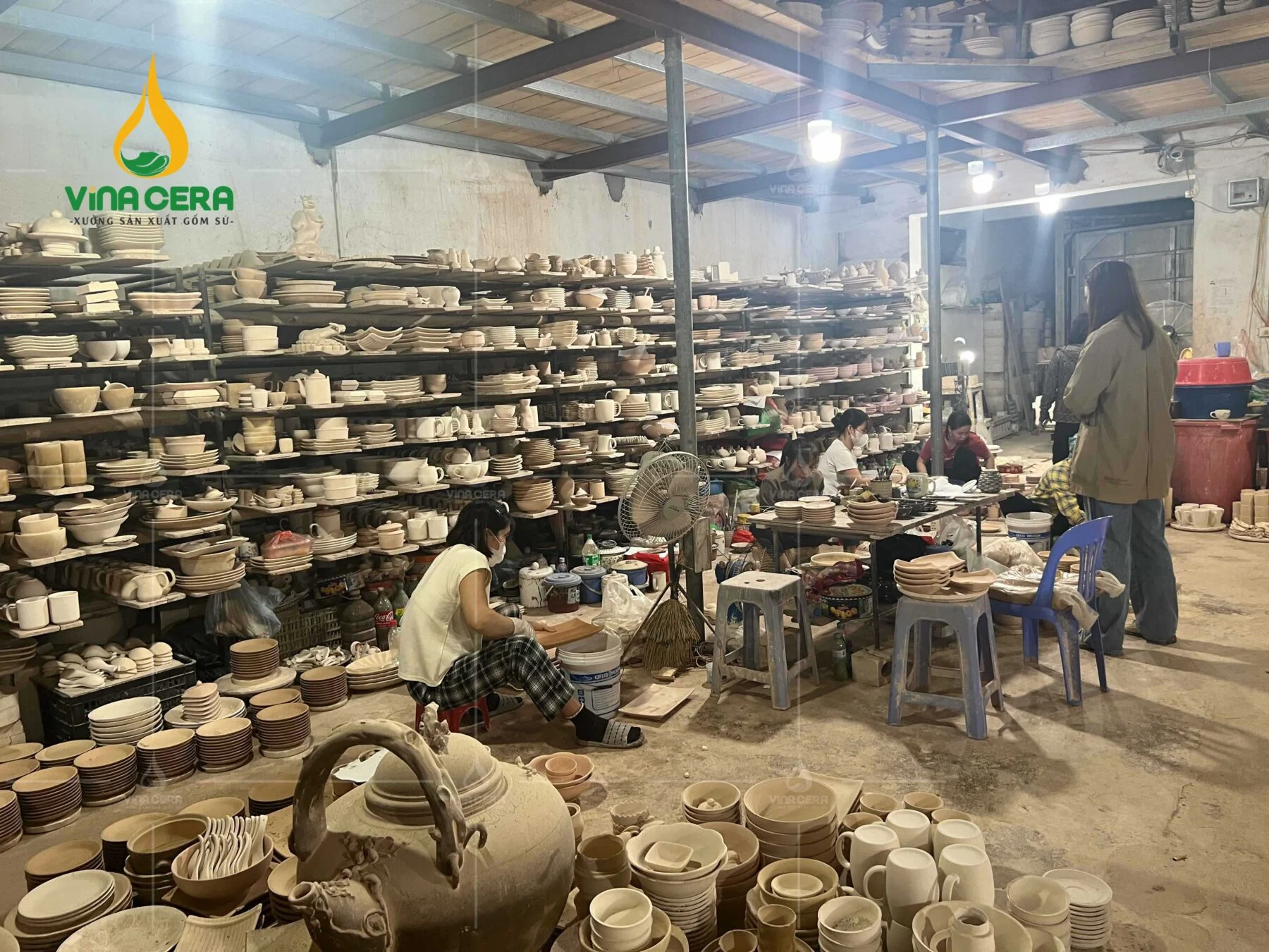 Bộ bát đĩa quà tặng cao cấp dịp lễ Tết từ Xưởng gốm sứ xưởng sản xuất bát đĩa in logo
