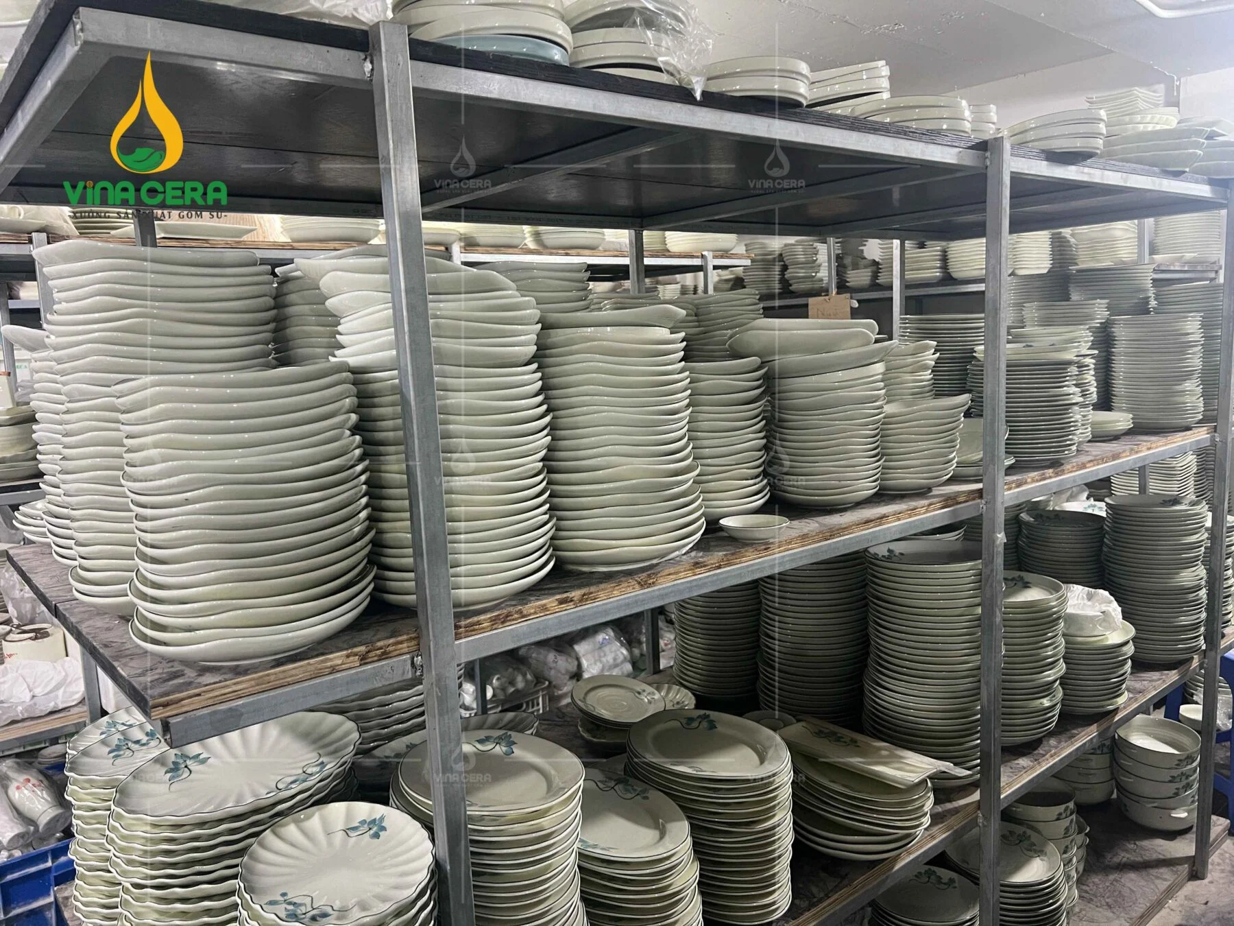 Bộ quà tặng chén đĩa dịp Tết giải pháp quà tặng ý nghĩa xưởng sản xuất bát đĩa in logo