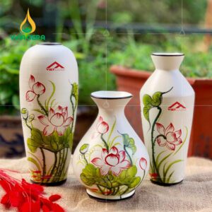 Bình hoa Bát Tràng vẽ sen in logo