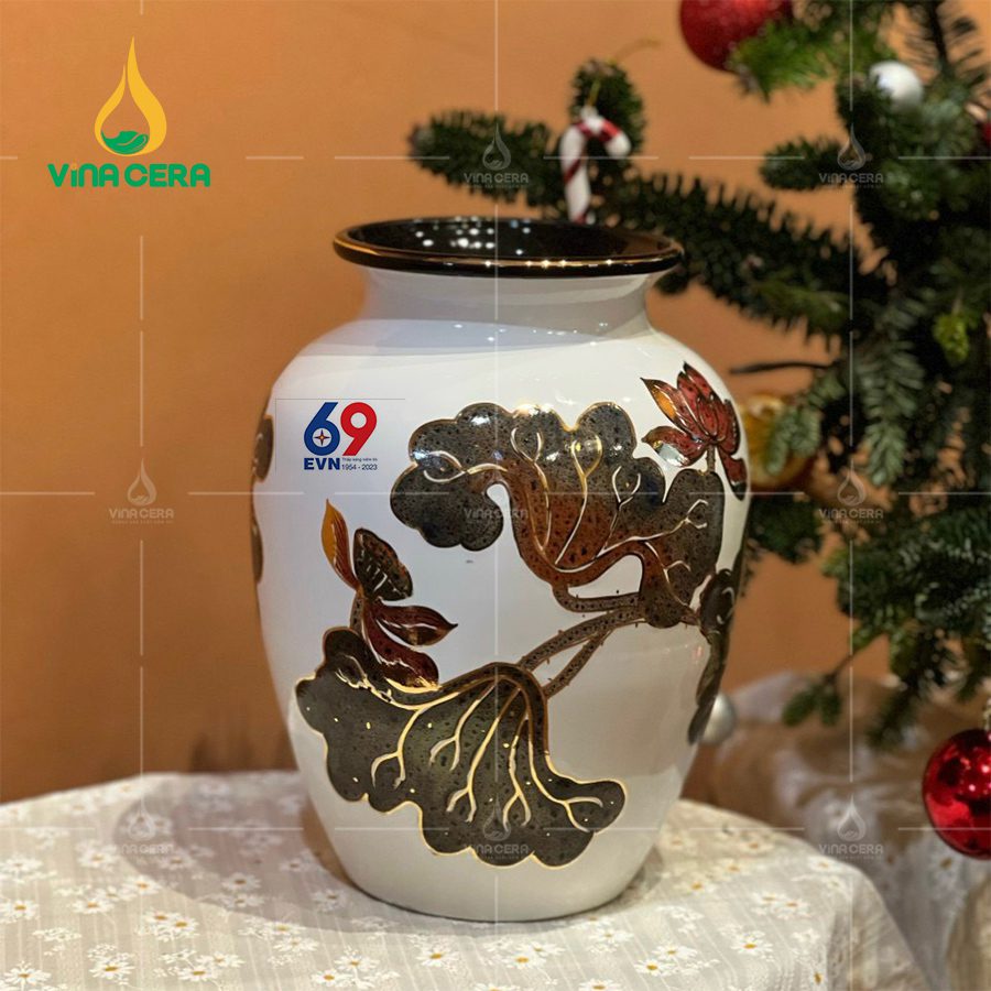 Lọ Hoa In Logo Bình Hoa in logo Men Sen Gấm Vẽ Vàng