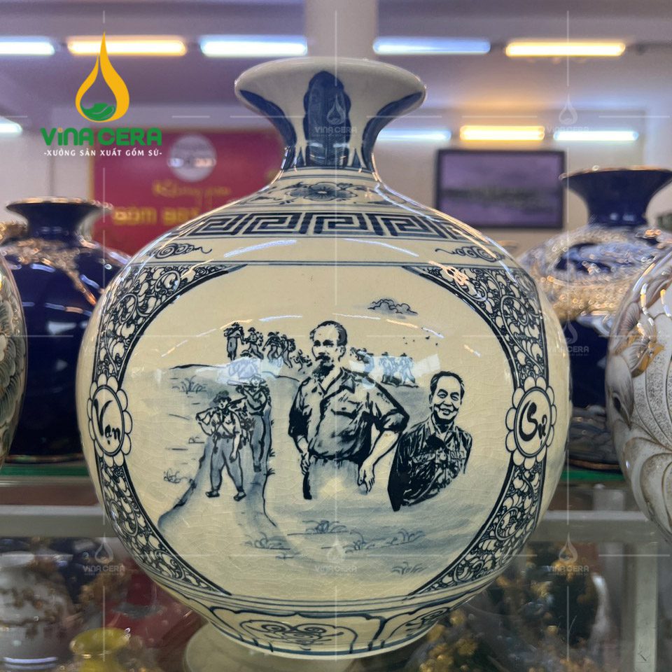 Bình Hút Lộc Kỷ Niệm Ngày Thành Lập Quân Đội Nhân Dân