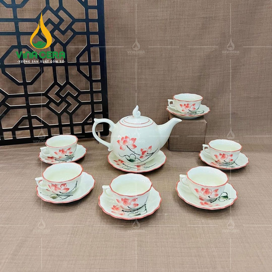 Bộ ấm trà sứ vẽ sen hồng
