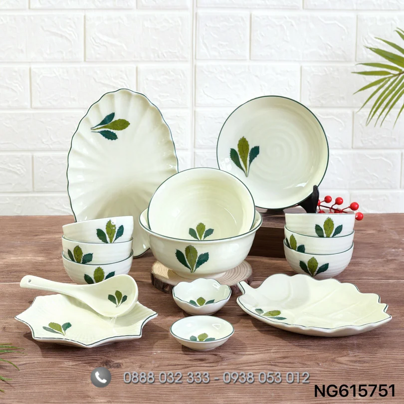 Bộ bàn ăn Bát Tràng vẽ xương rồng
