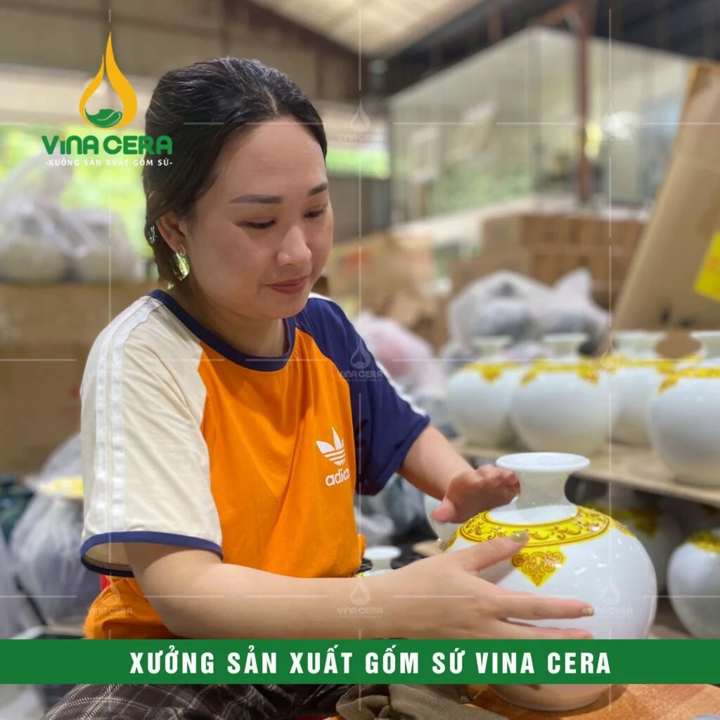 Gốm sứ cao cấp Minh Châu – sự lựa chọn tuyệt vời nhất xưởng sản xuất bình hút lộc in logo
