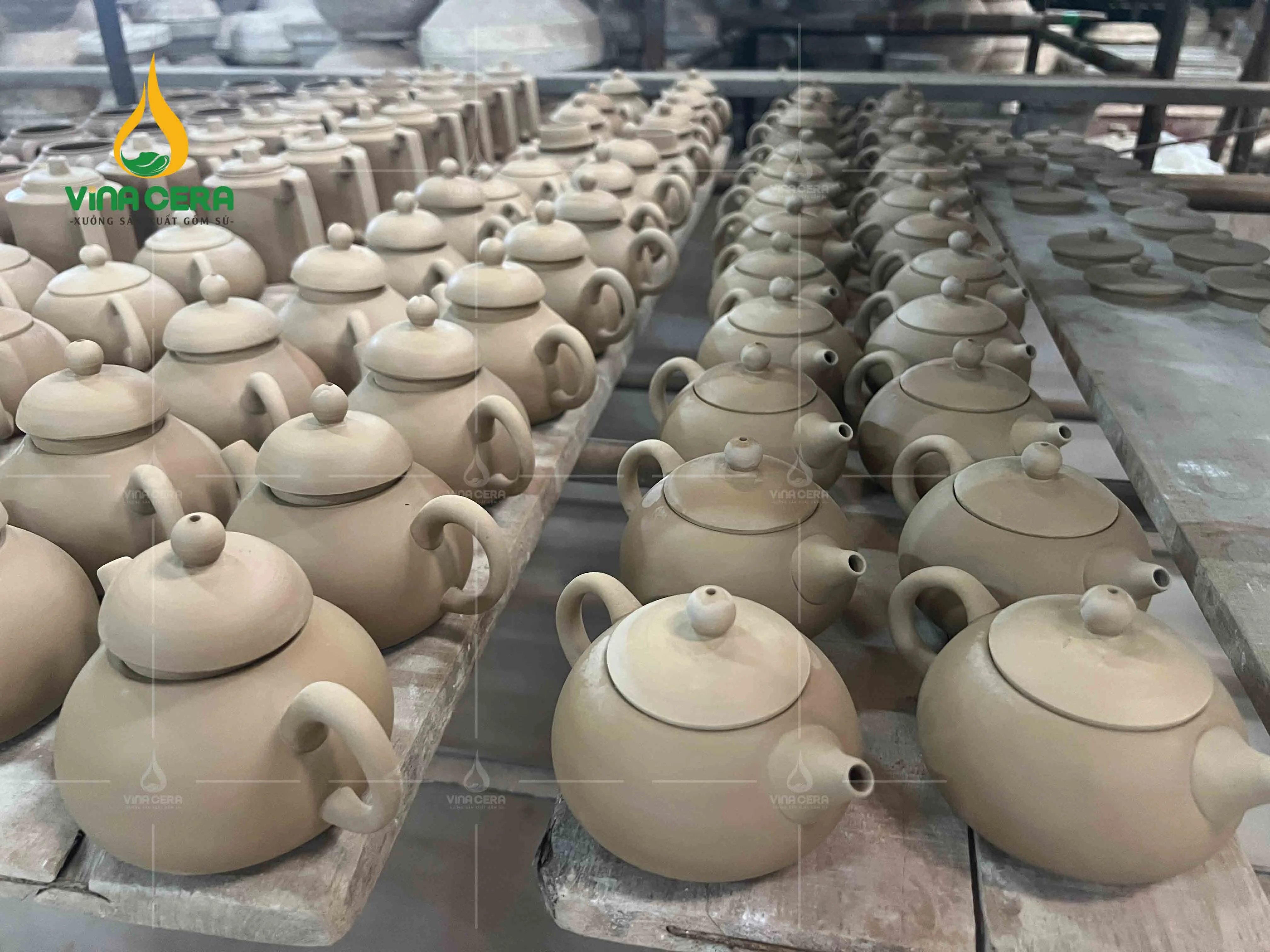 Xưởng sản xuất ấm chén Bát Tràng