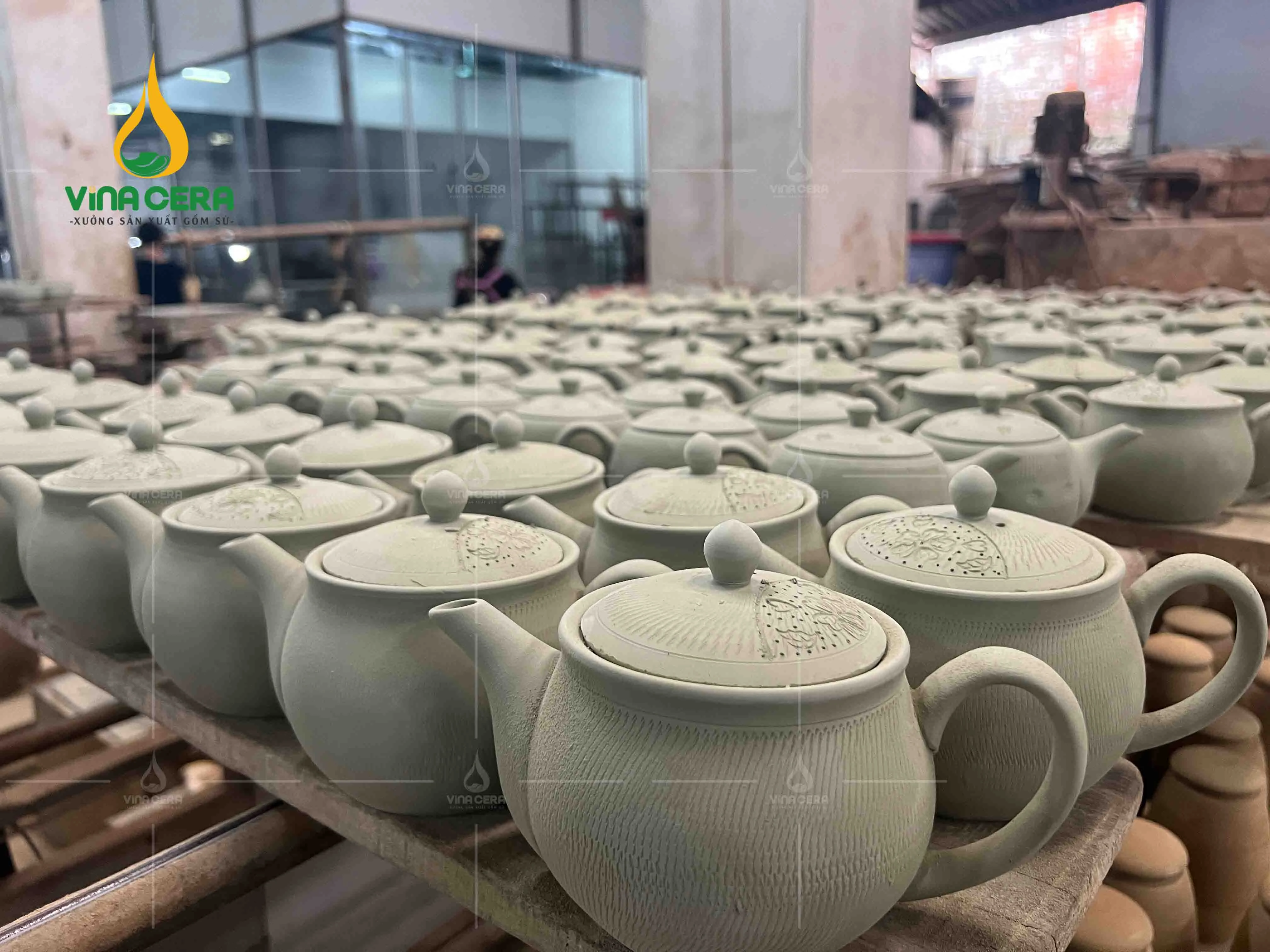 Xưởng sản xuất ấm chén Bát Tràng