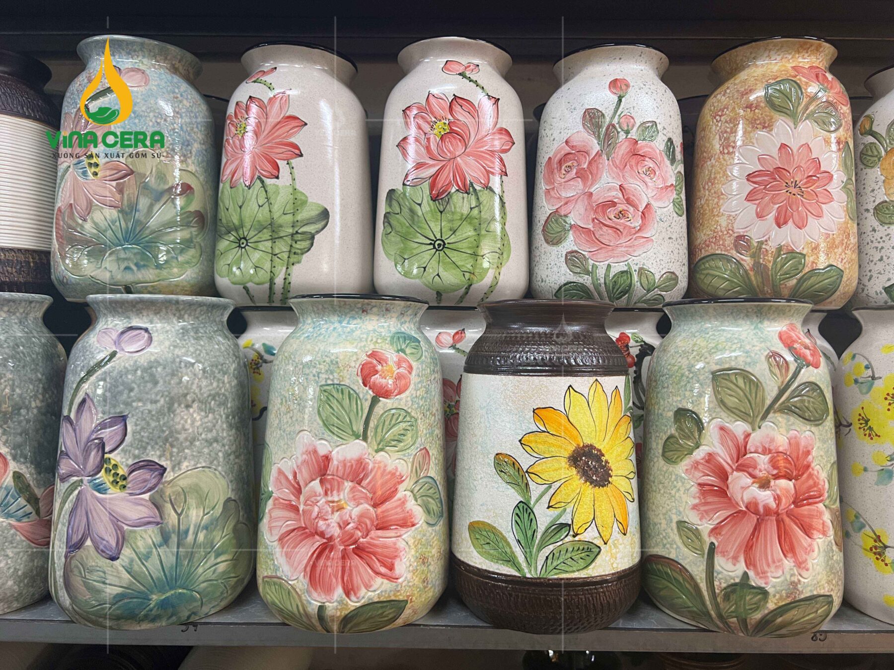 Xưởng sản xuất bình hoa VinaCera