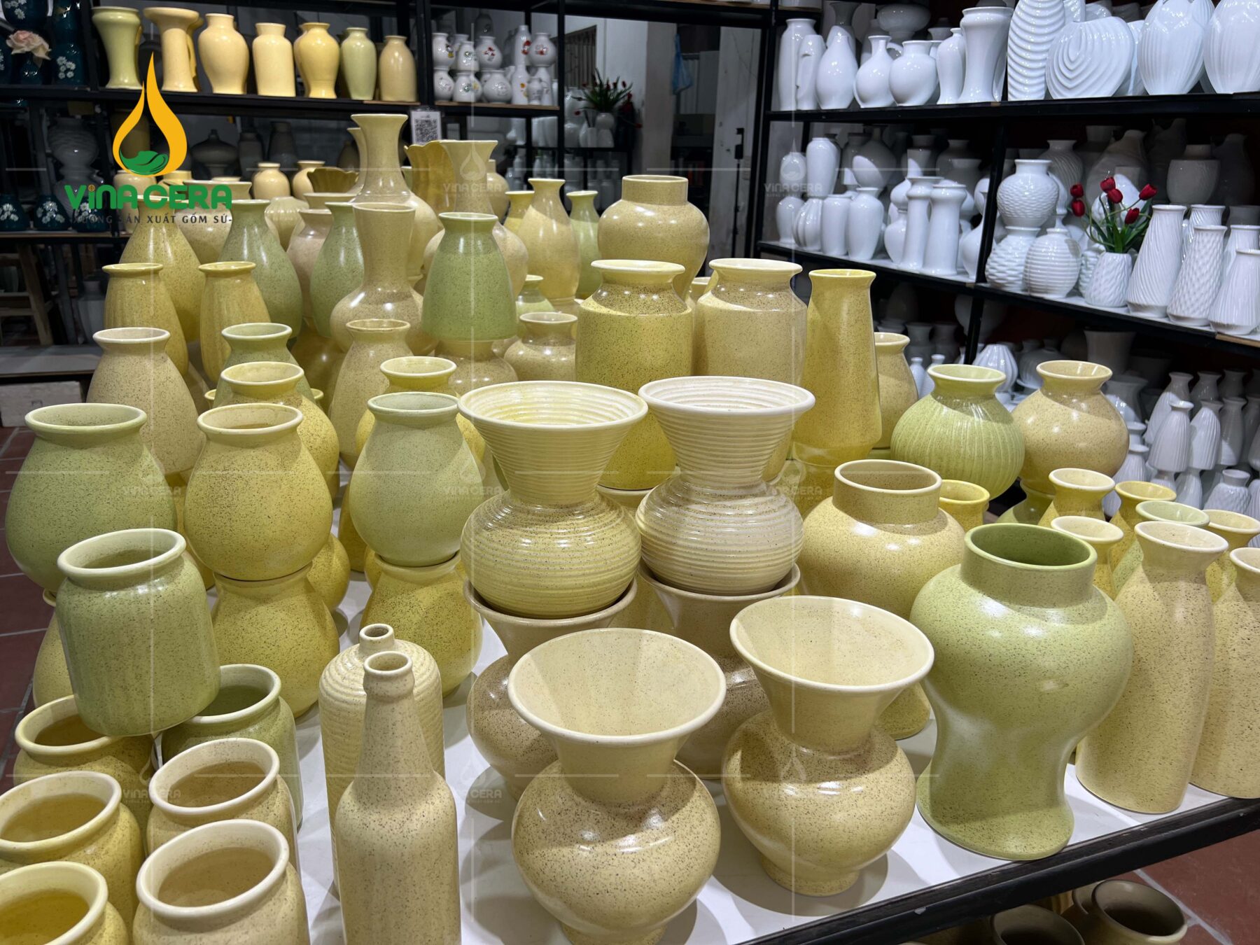 xưởng sản xuất bình hoa Bát Tràng