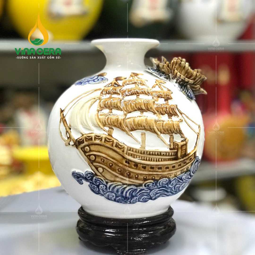 Bình hút lộc đắp nổi Thuận Buồm Xuôi Gió