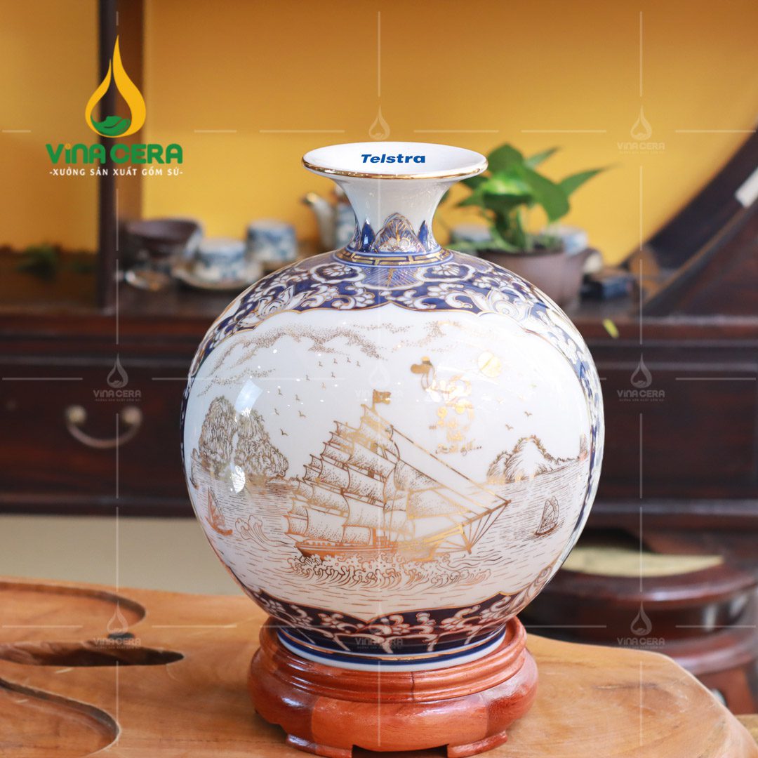 Bình hút lộc Thuận Buồm xuôi gió viền vàng