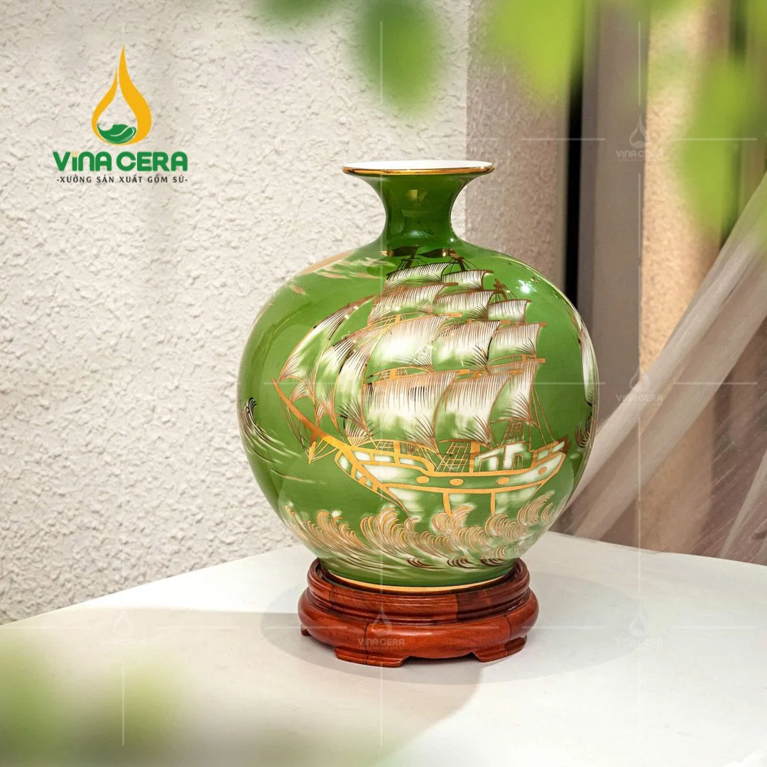 Bình Hút Tài Lộc Cho Người Mệnh Mộc: Cách Chọn & Top Sản Phẩm Đẹp Bình hút lộc Thuận buồm xuôi gió viền vàng