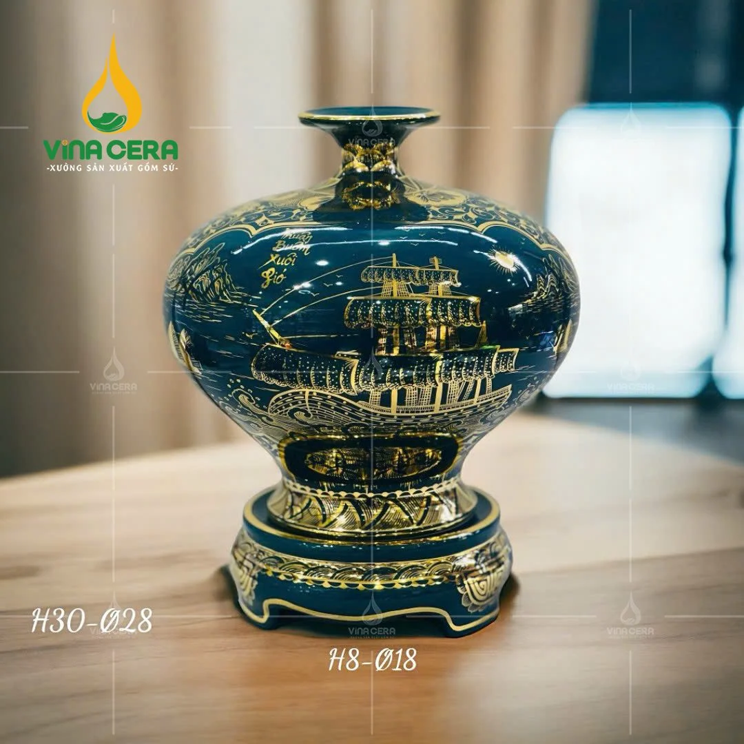 Bình Hút Tài Lộc Cho Người Mệnh Thủy: Chọn Lựa và Ý Nghĩa Bình hút lộc Thuận Buồm xuôi gió viền vàng
