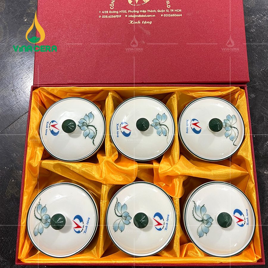 Đặt mua quà tặng gốm sứ số lượng lớn – Báo giá số lượng quà tặng giá rẻ khay đựng mứt tết bằng sứ - Bộ 3 hủ (24)