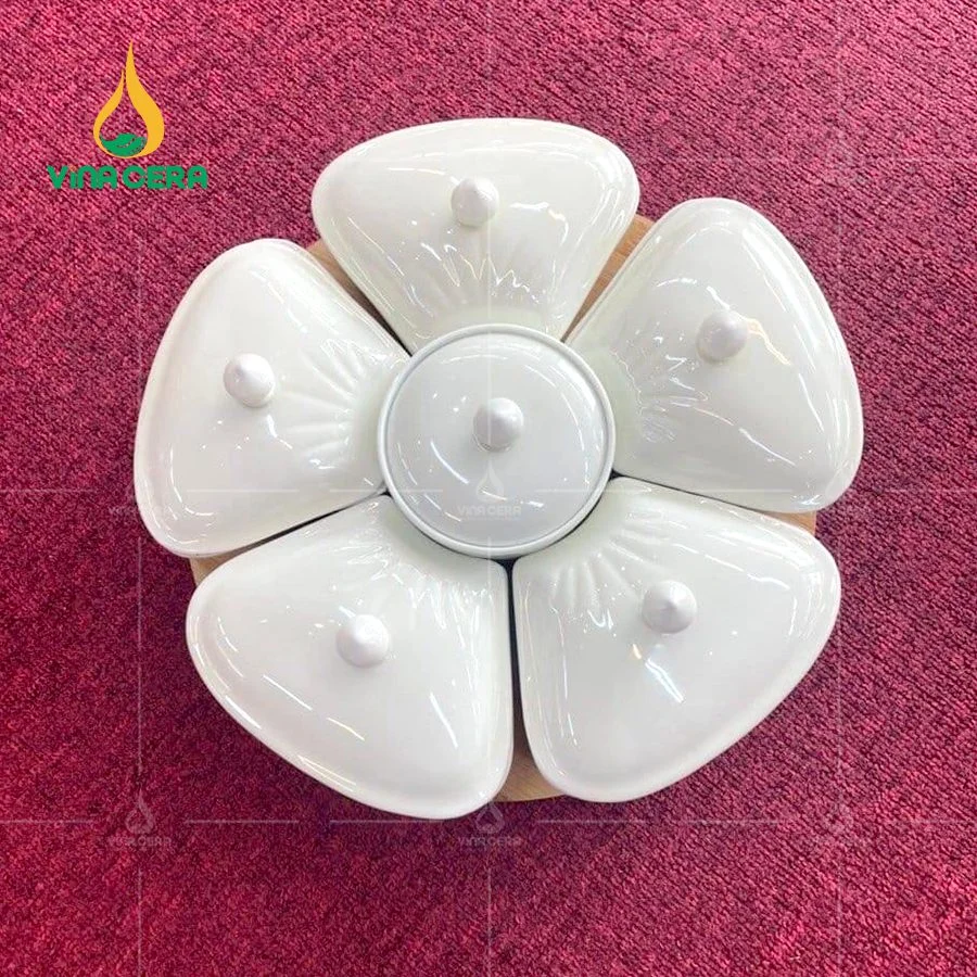 Khay Mứt Sứ Làm Quà Tặng Tết: Ý Nghĩa Và Đặc Điểm Nổi Bật khay mứt sứ Bát tràng cao cấp hoa mặt trời (1)