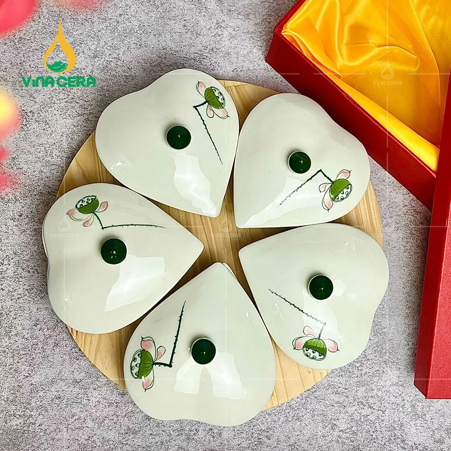 Top 100 Mẫu Khay Đựng Mứt Tết Đẹp, Sang Trọng, Thông Dụng khay mứt sứ Bát tràng hình trái tim