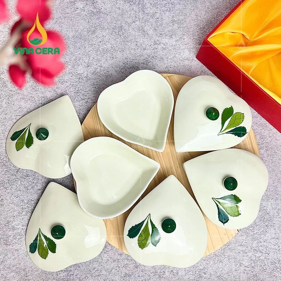 Top 100 Mẫu Khay Đựng Mứt Tết Đẹp, Sang Trọng, Thông Dụng khay mứt sứ Bát tràng hình trái tim