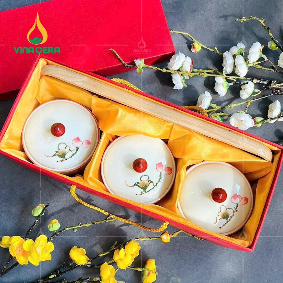 Khay Mứt Sứ Làm Quà Tặng Tết: Ý Nghĩa Và Đặc Điểm Nổi Bật