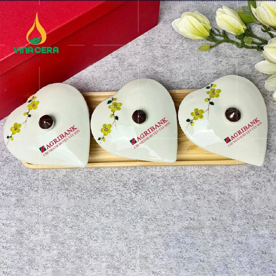 Khay Mứt Sứ Làm Quà Tặng Tết: Ý Nghĩa Và Đặc Điểm Nổi Bật khay mứt sứ in logo