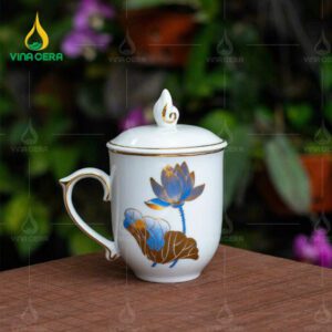 Ly sứ in logo Đại hội