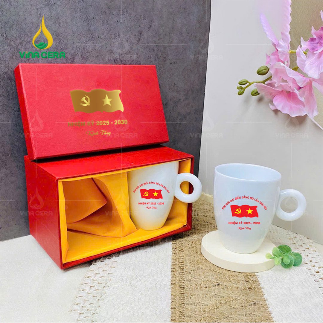 Xưởng sản xuất quà tặng gốm sứ in logo cho công nhân số lượng lớn – Cam kết chất lượng và giá tốt nhất Tp.HCM Ly sứ in logo Đại hội