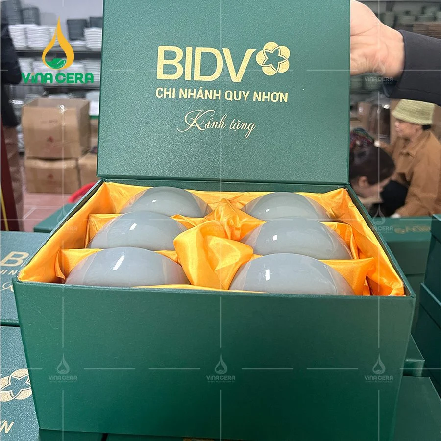 Bộ bàn ăn in logo làm quà tặng ý nghĩa cho công nhân Bộ 6 chén cơm BIDV