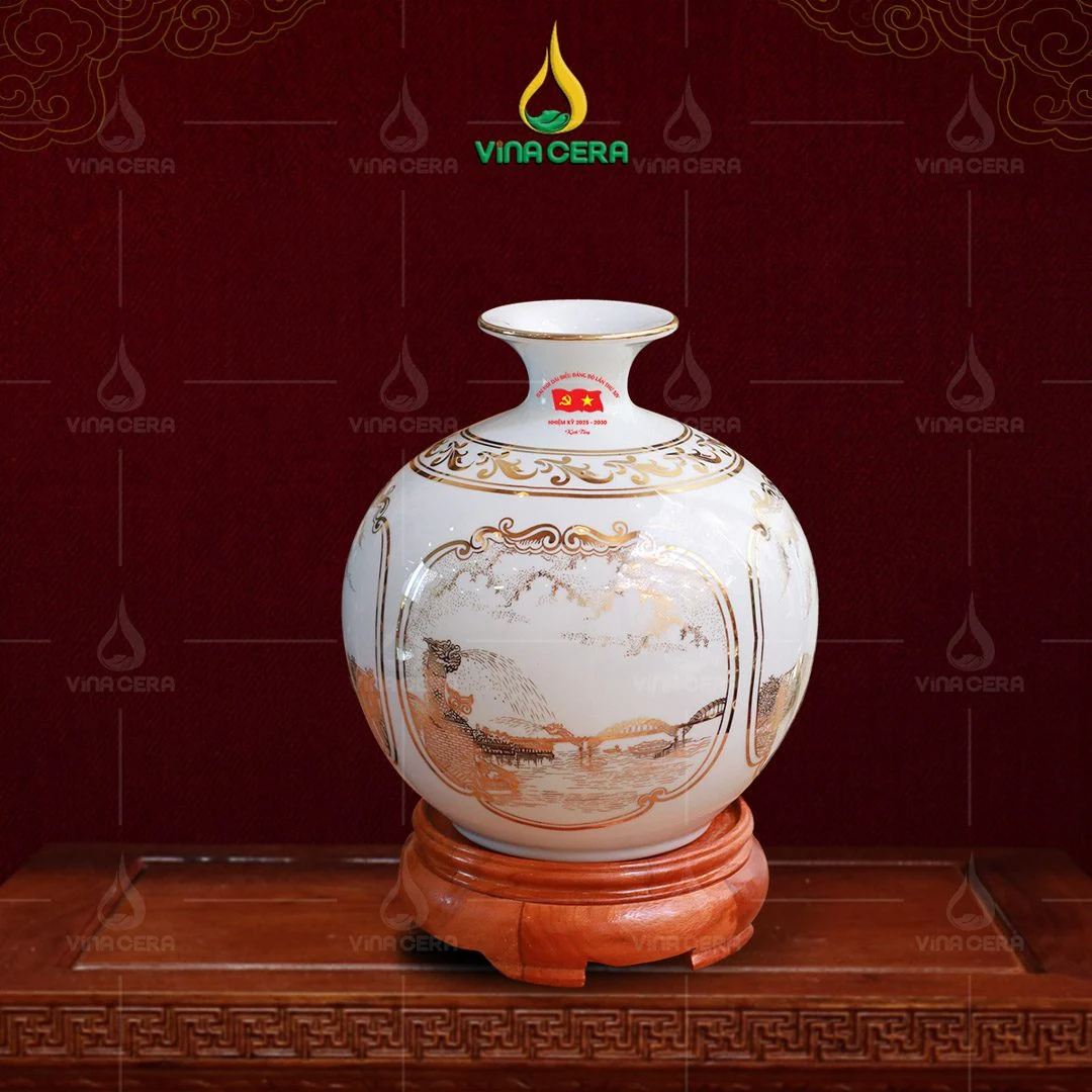 Các Mẫu Quà Tặng Đại Hội Đảng Mới Nhất Tại Tp.HCM Bình hút lộc vẽ vàng in logo Đại hội Đảng