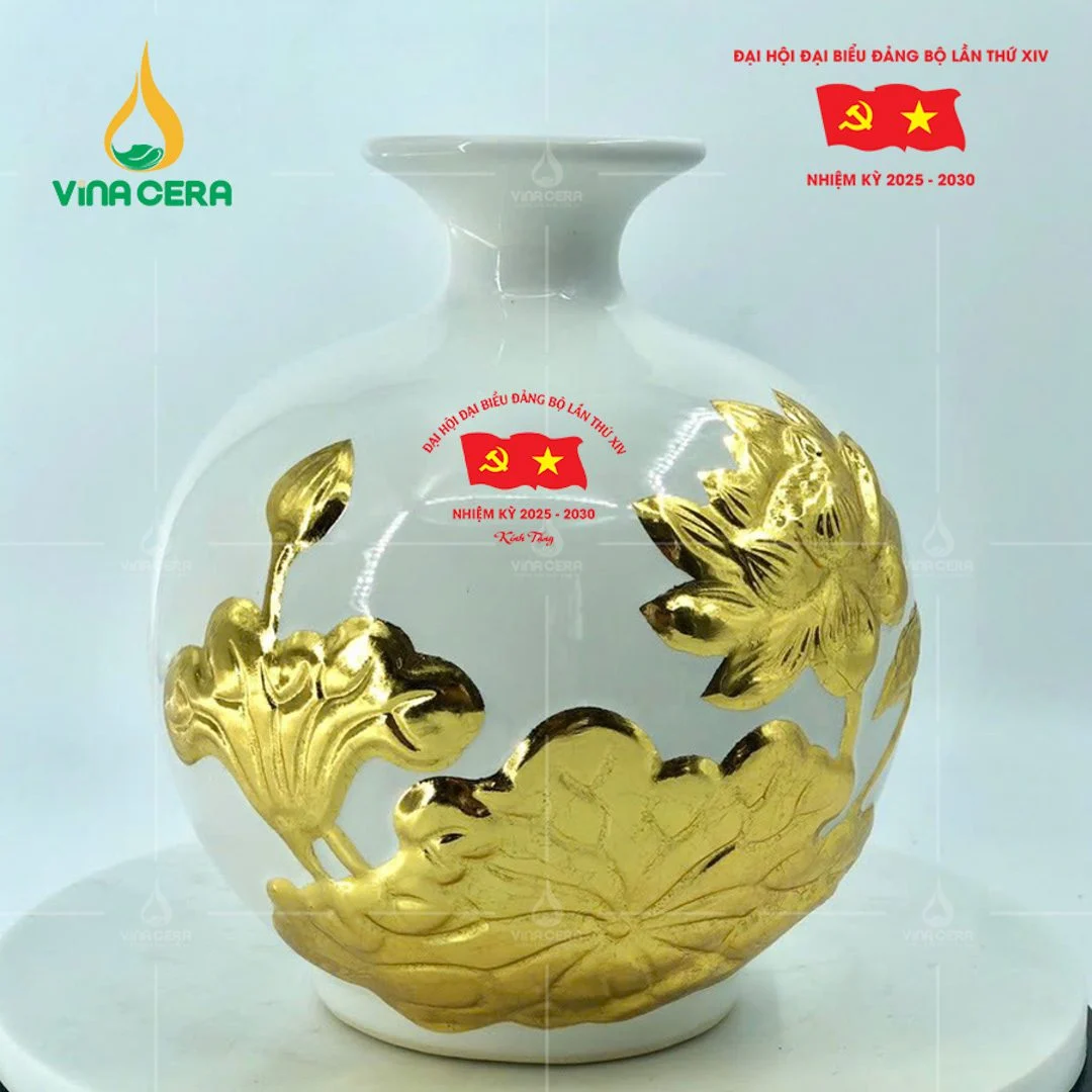 Top Mẫu Quà Tặng Đại Hội Đảng 2025: Ý Nghĩa & Chất Lượng Bình hút lộc dát vàng in logo Đại hội Đảng