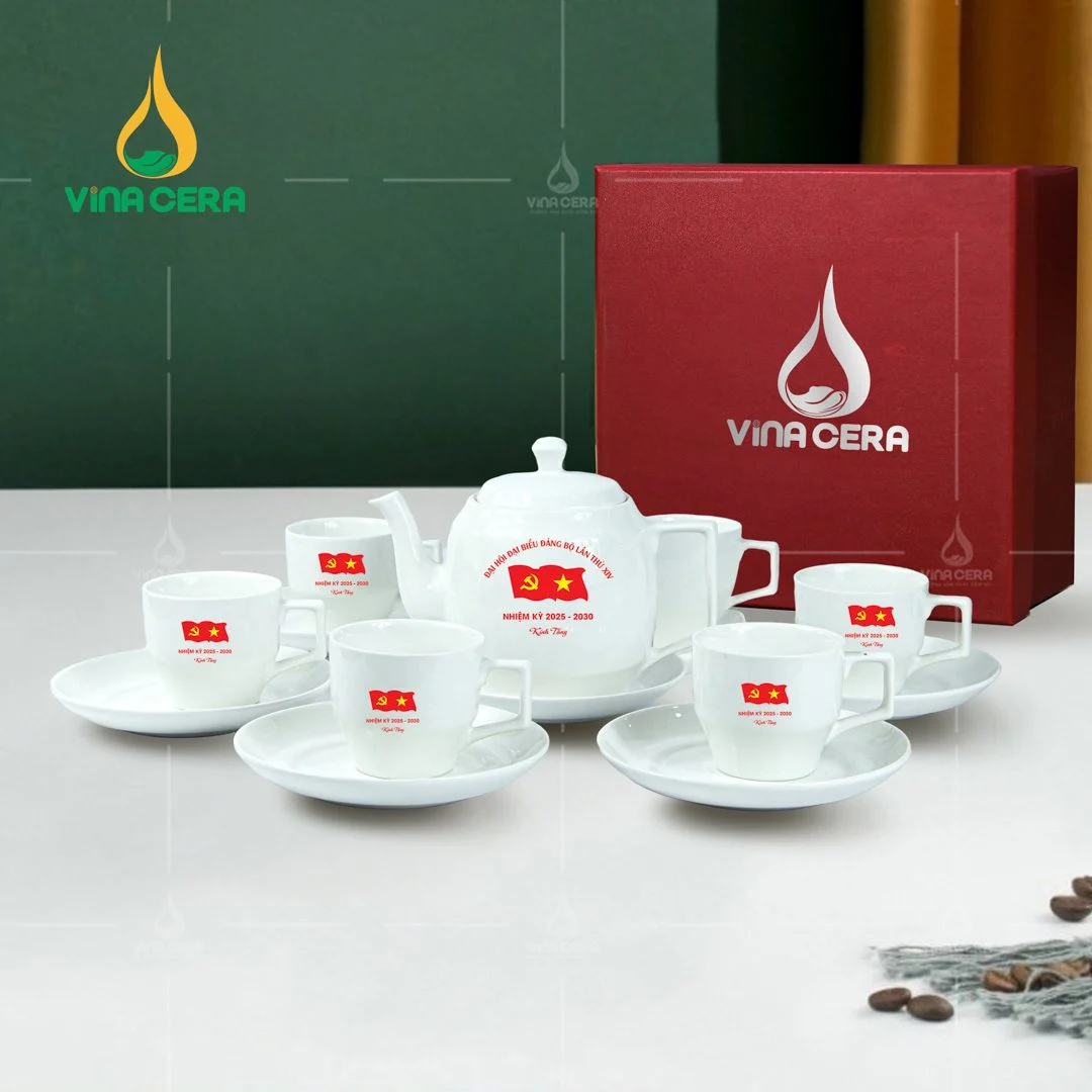 Xưởng Gốm Sứ – địa chỉ cung cấp sứ Minh Châu cao cấp nhất hiện nay Bộ ấm trà sứ trắng in logo Đại hội