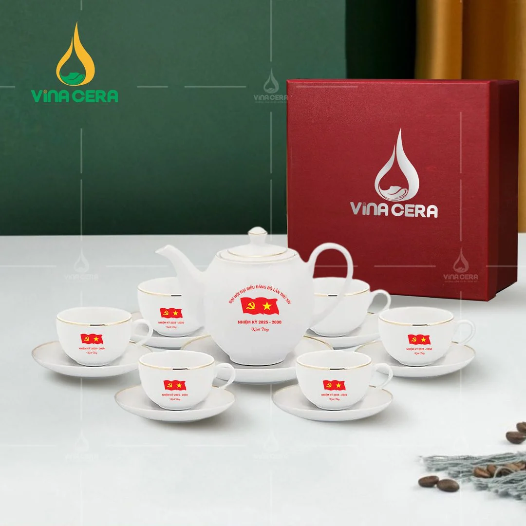 Bộ ấm trà sứ trắng kẻ chỉ in logo Đại hội