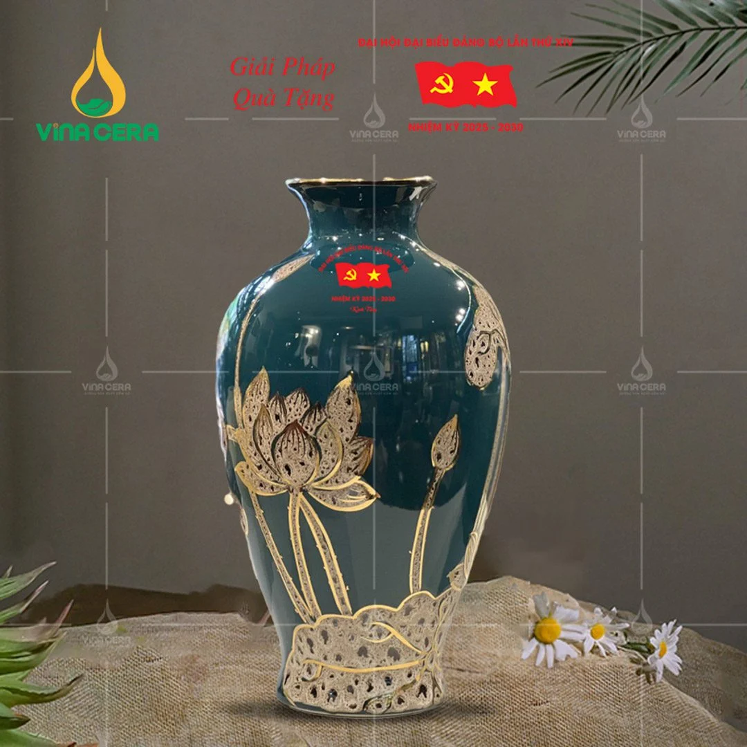 Top Mẫu Quà Tặng Đại Hội Đảng 2025: Ý Nghĩa & Chất Lượng Bình hoa in logo Đại hội Đảng