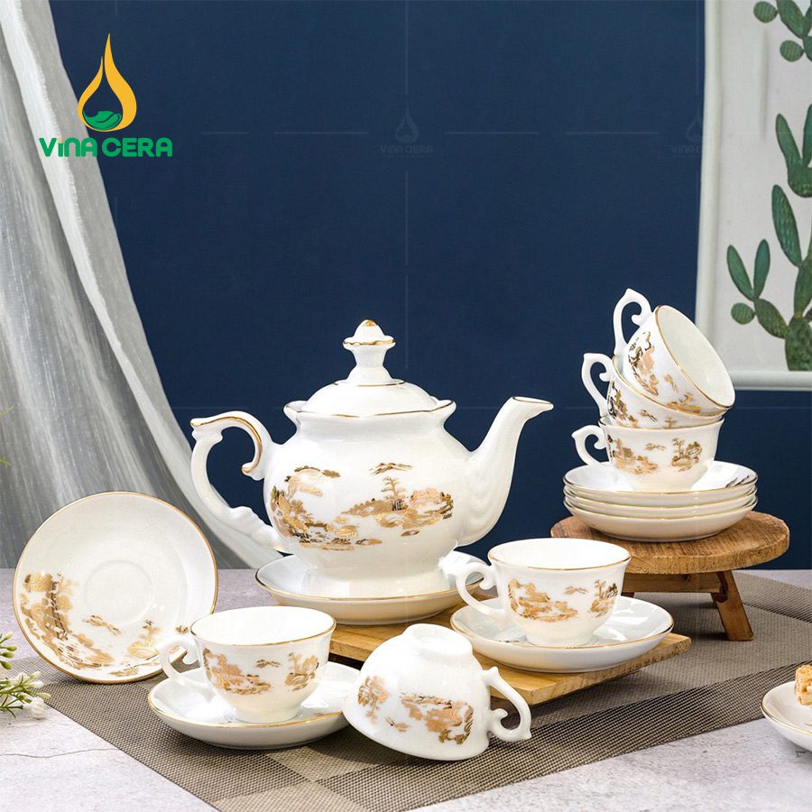 Khám Phá Nghệ Thuật Ấm Chén Vẽ Vàng - Bảo Tồn Văn Hóa Việt ấm chén đài cát vẽ vàng