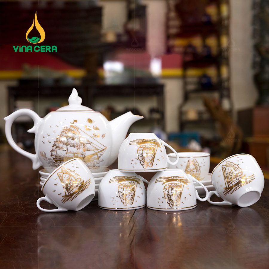 Khám Phá Nghệ Thuật Ấm Chén Vẽ Vàng - Bảo Tồn Văn Hóa Việt Bộ ấm Trà Dáng Bưởi Chóp Ngọn Lửa Vẽ Vàng (1)