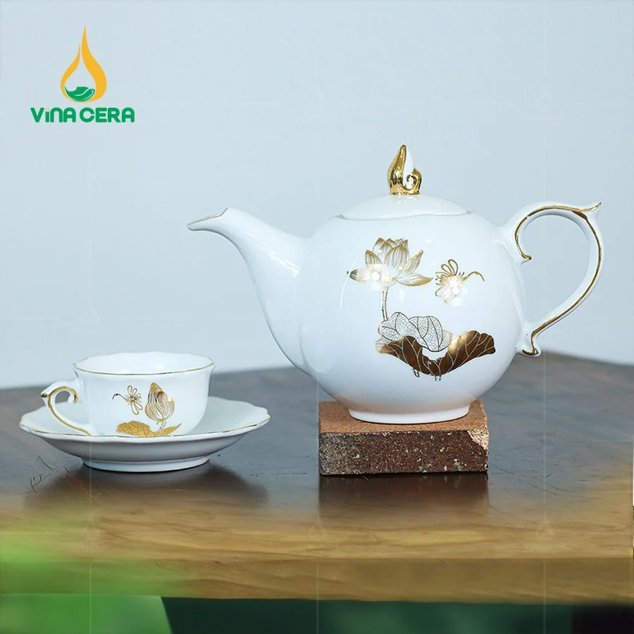 Bộ Ấm Trà Mẫu Đơn Vẽ Vàng VN AC 42 (3)