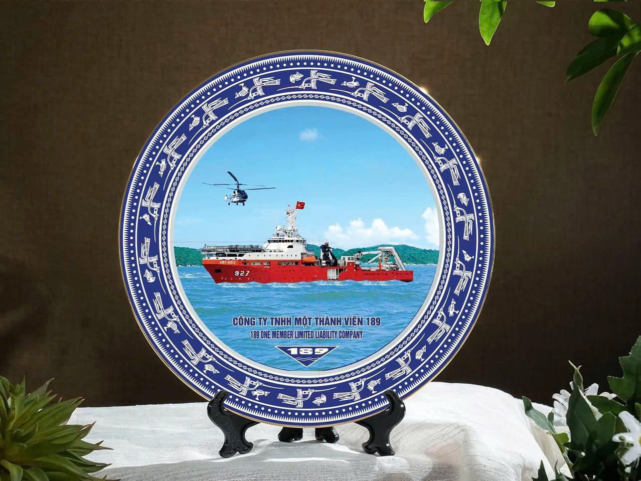 đĩa biểu trưng quà tặng Kỷ niệm Thành Lập Quân Đội (1)