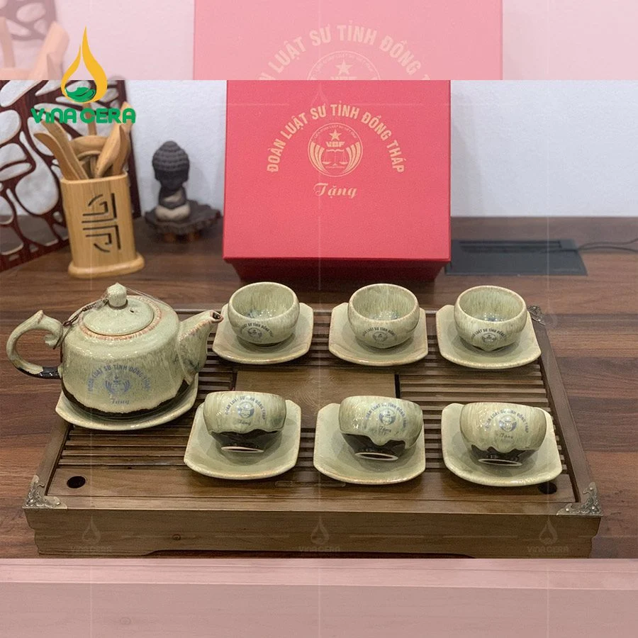 Khám Phá Vẻ Đẹp Huyền Bí Của Ấm Chén Hỏa Biến - Di Sản Nghệ Thuật Việt Nam ấm trà hỏa biến in logo